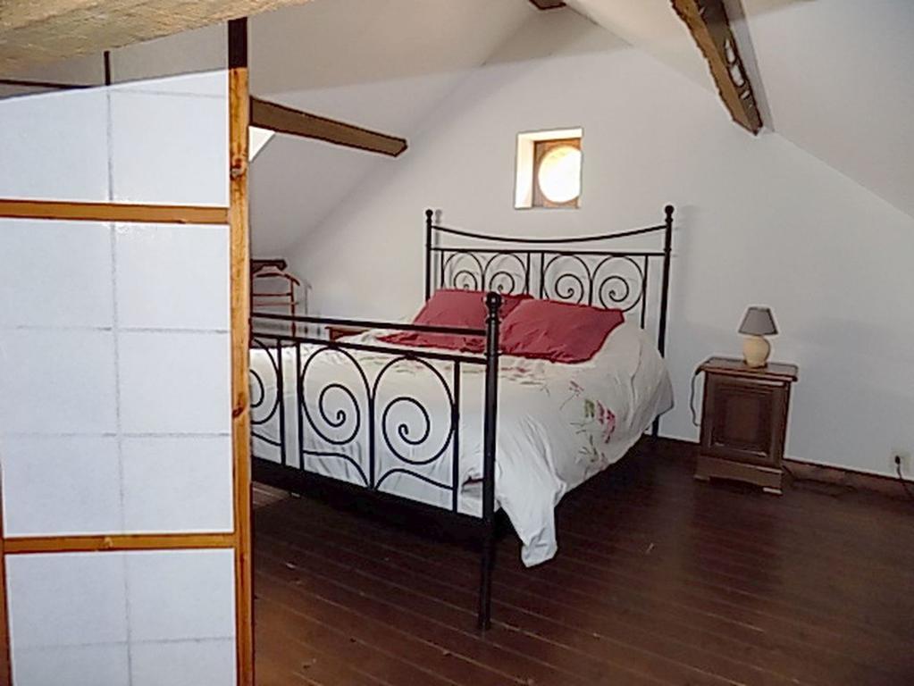Chateau De Chicamour Hotel Sury-aux-Bois Quarto foto